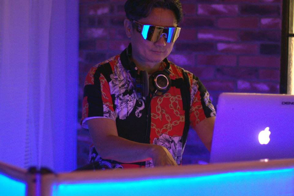 Juno the DJ