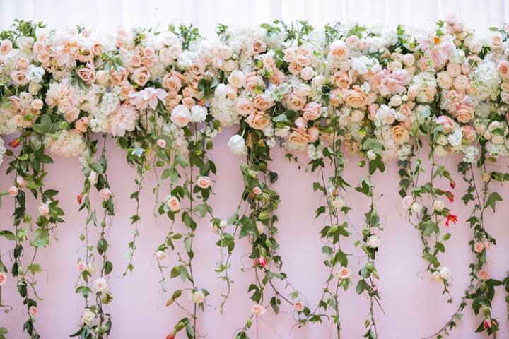 Floral vine wall