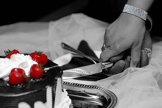 Wedding cake cutting