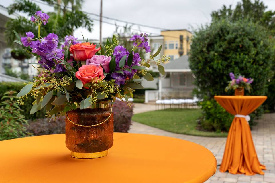 Cocktail table