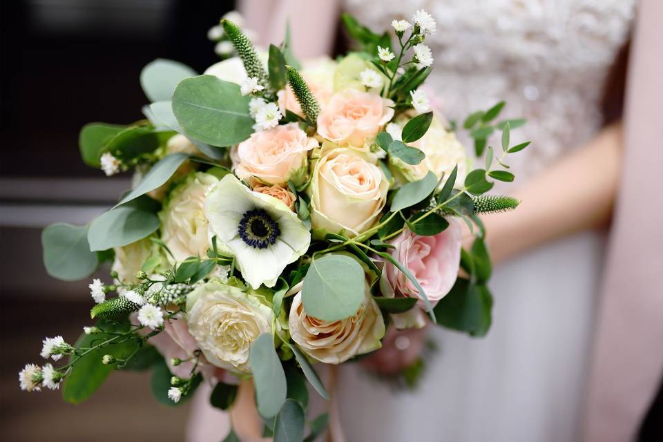 Elegant Bridal Bouquet