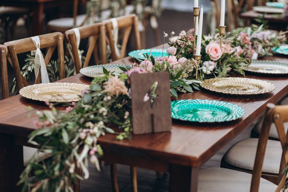 Floral Garland Table Runner