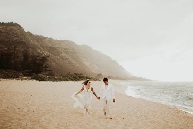 Oahu wedding 8/18