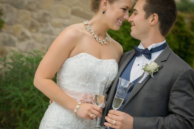The newlyweds - SnapShots Photography