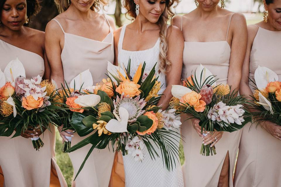 Tropical wedding party