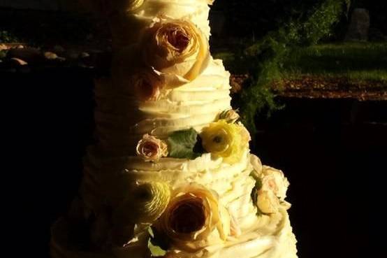 Multiple layered wedding cake