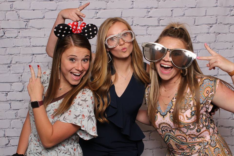 Tyler Photo Booth Company - Photo Booth - Tyler, TX - WeddingWire