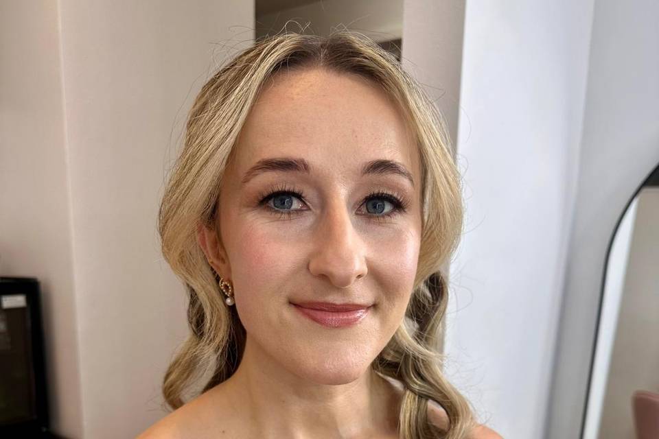 Makeup By Coyotzi