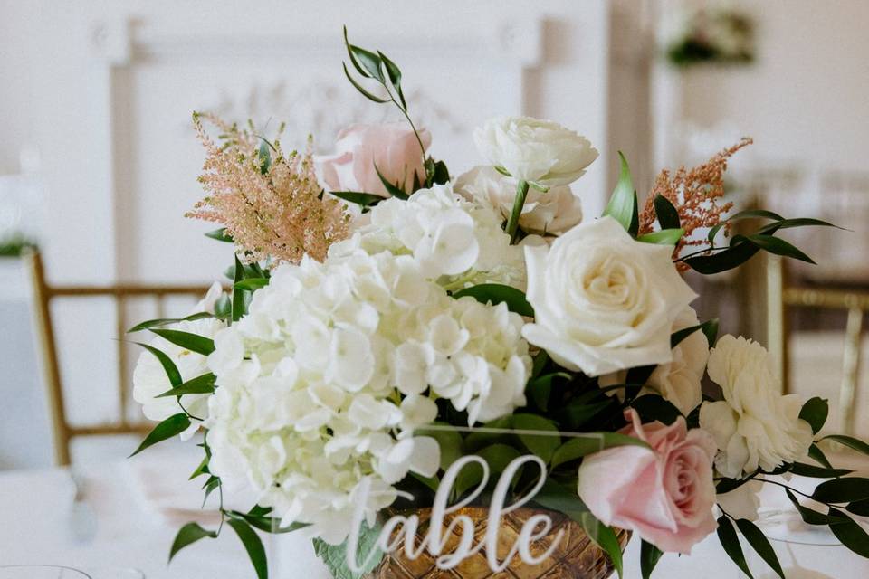 Blush and white centerpiece