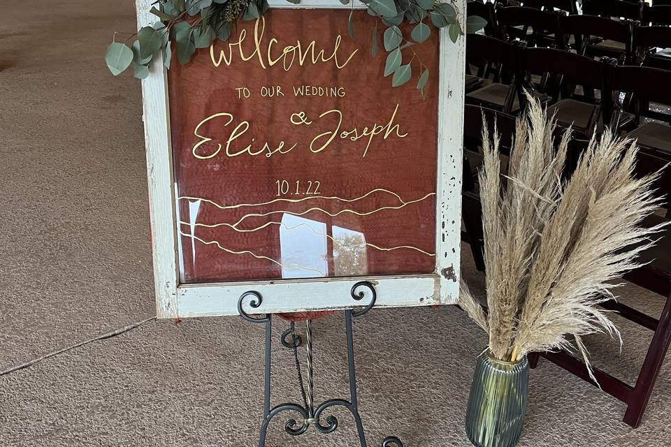Welcome sign