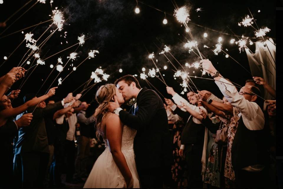 LOHI WEDDINGS | PHOTO + VIDEO