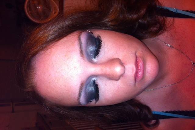 Anny Glam Makeup Artist