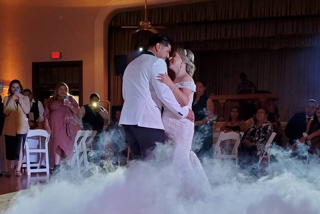 Dancing on the clouds effect