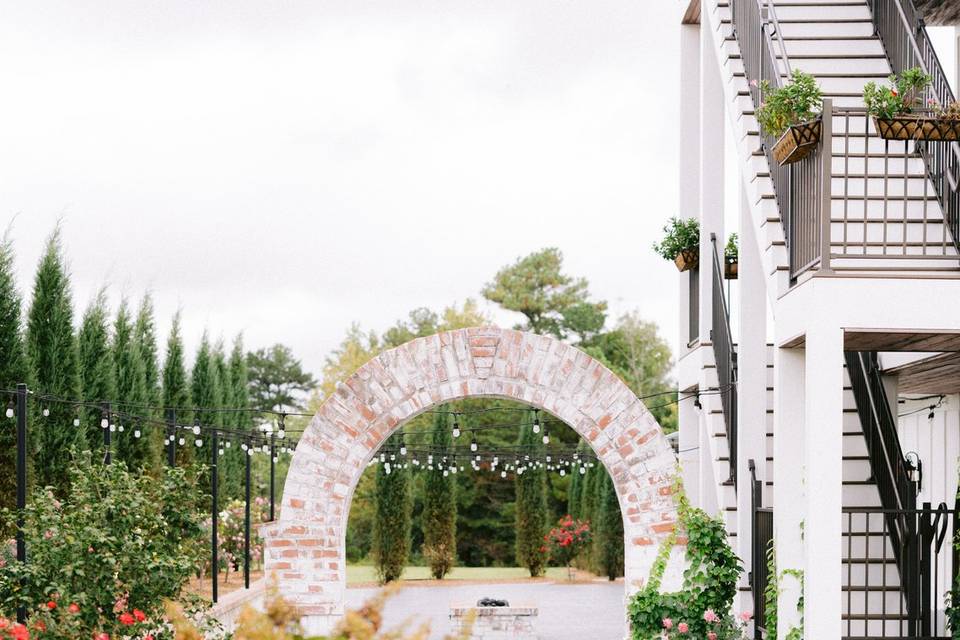 Arch to patio