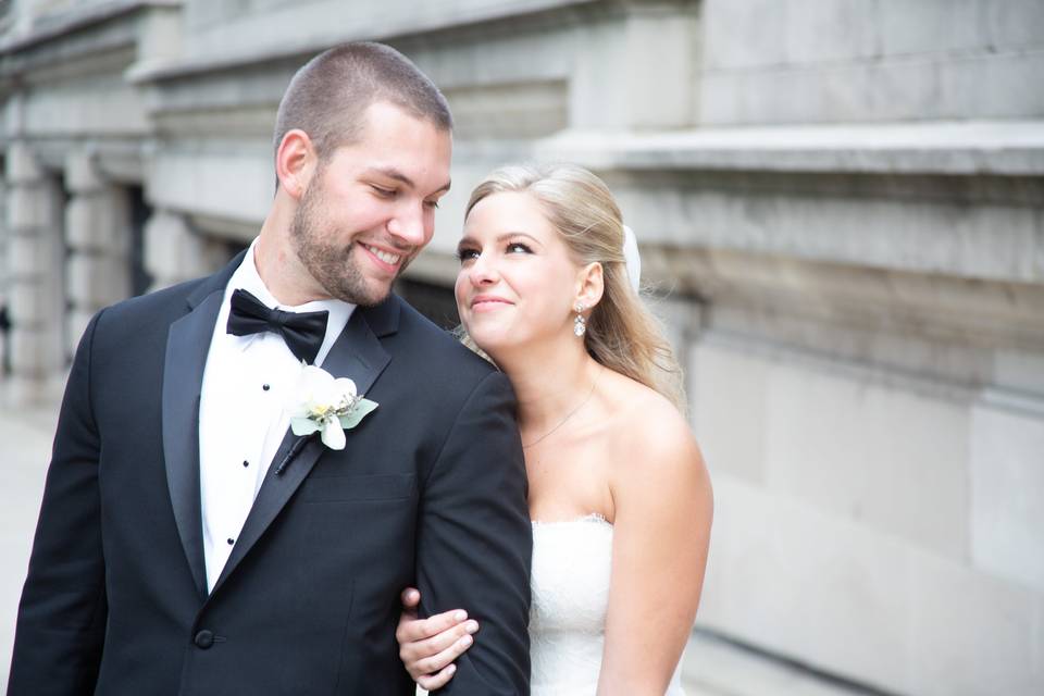 Portrait: Bride w Groom