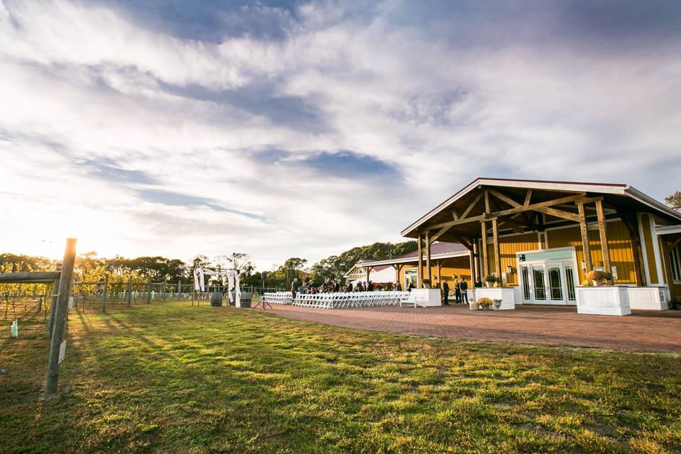 The farm and venue exterior