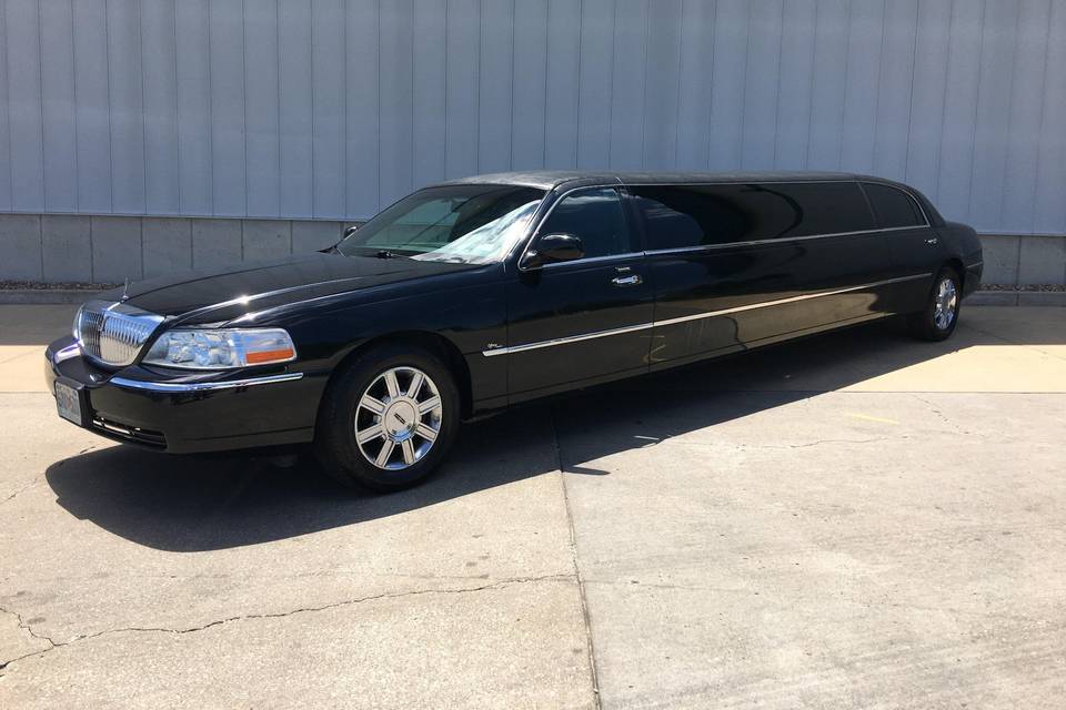 Stretch Lincoln Town car