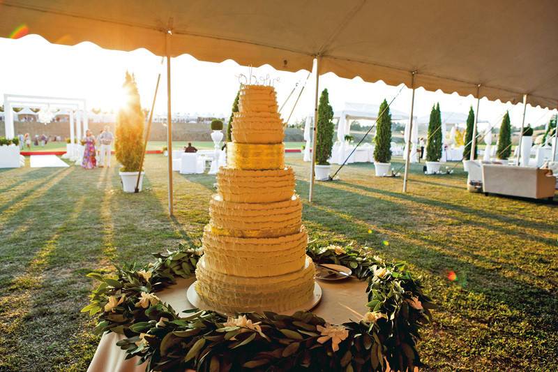 Multiple layered wedding cake