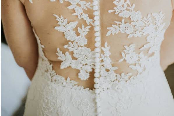 Lace details