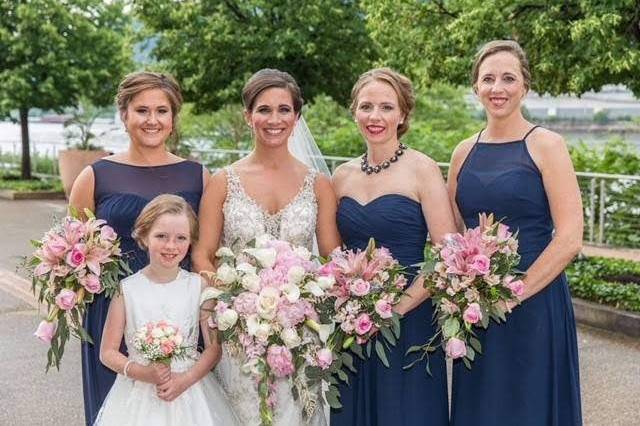 Navy/Pink wedding flowers