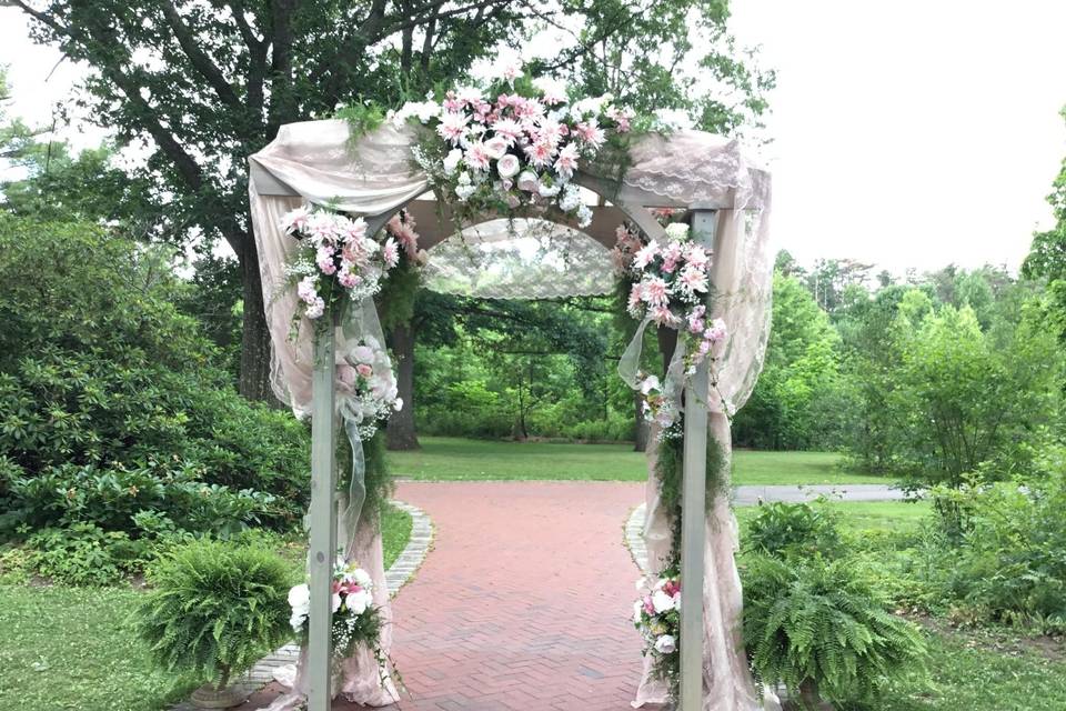 Elegant Wedding Arbor