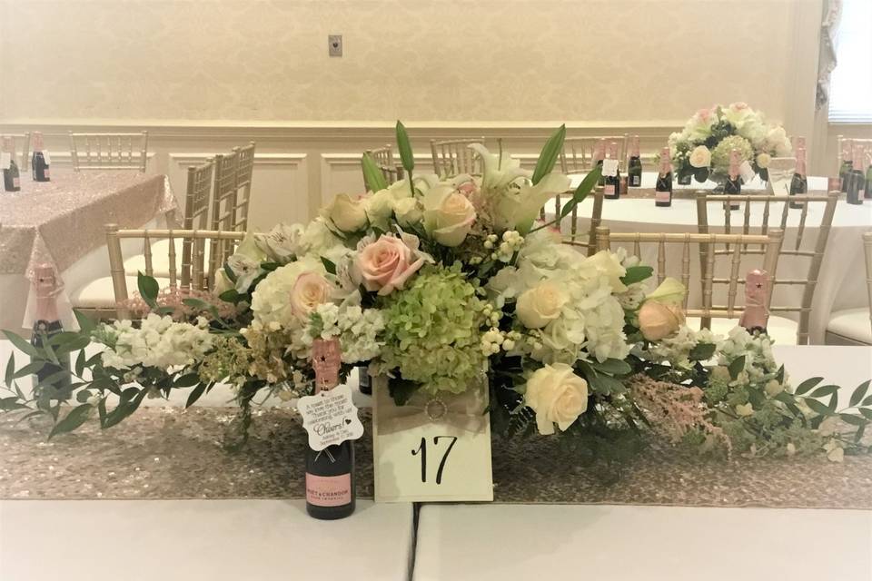 Table Floral Centerpiece
