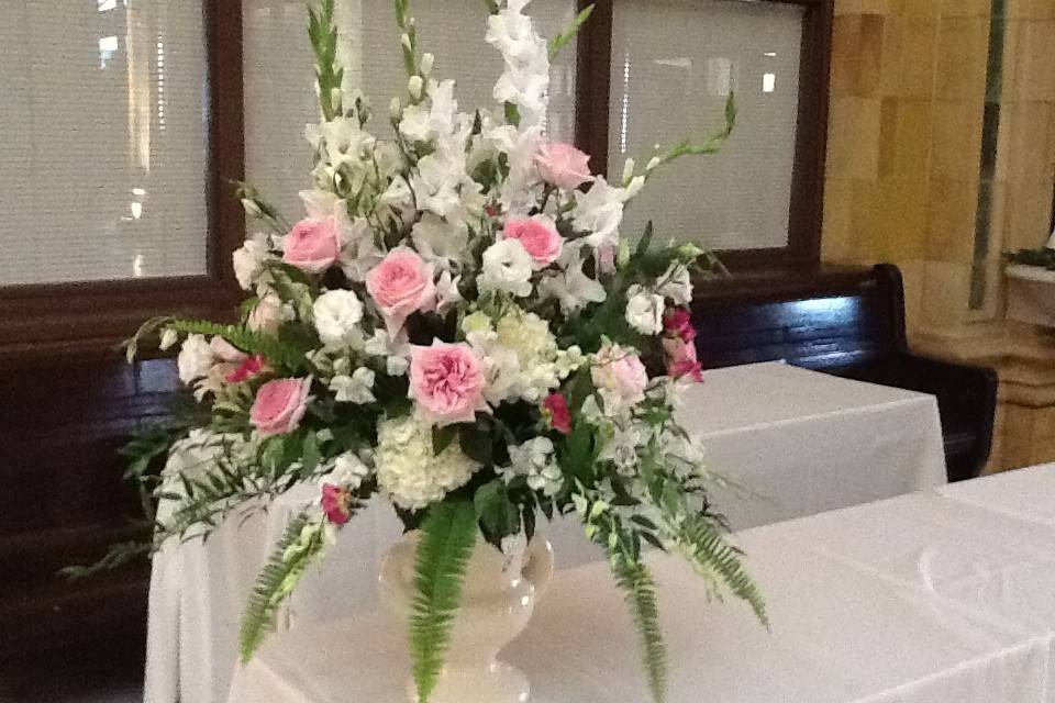 Pink and White Wedding Flowers