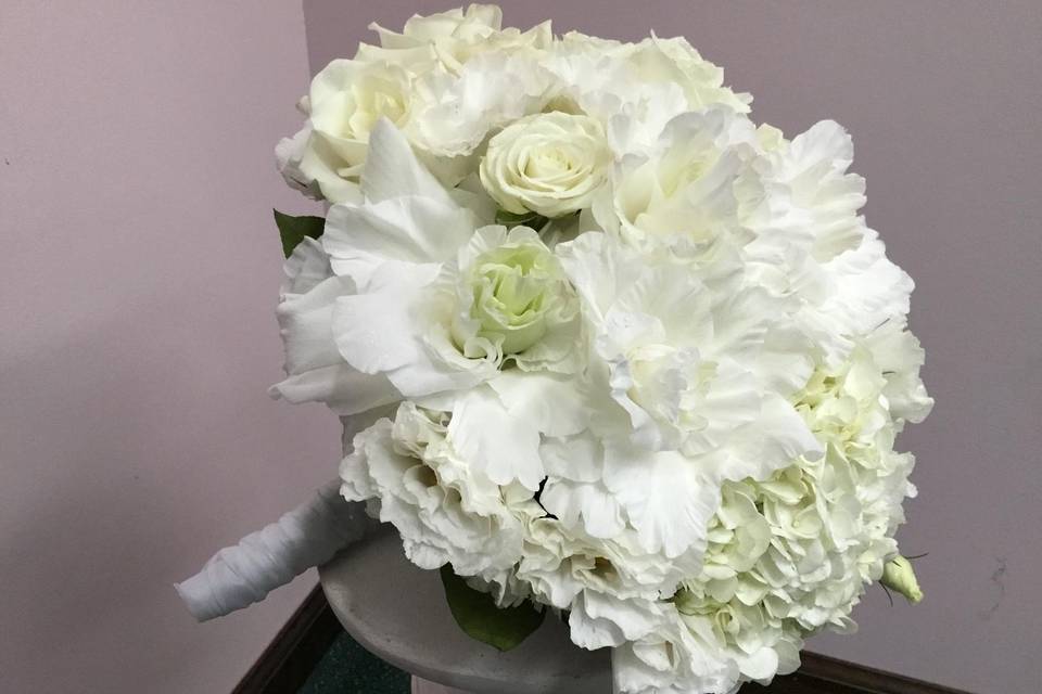 Bride's Bouquet All White
