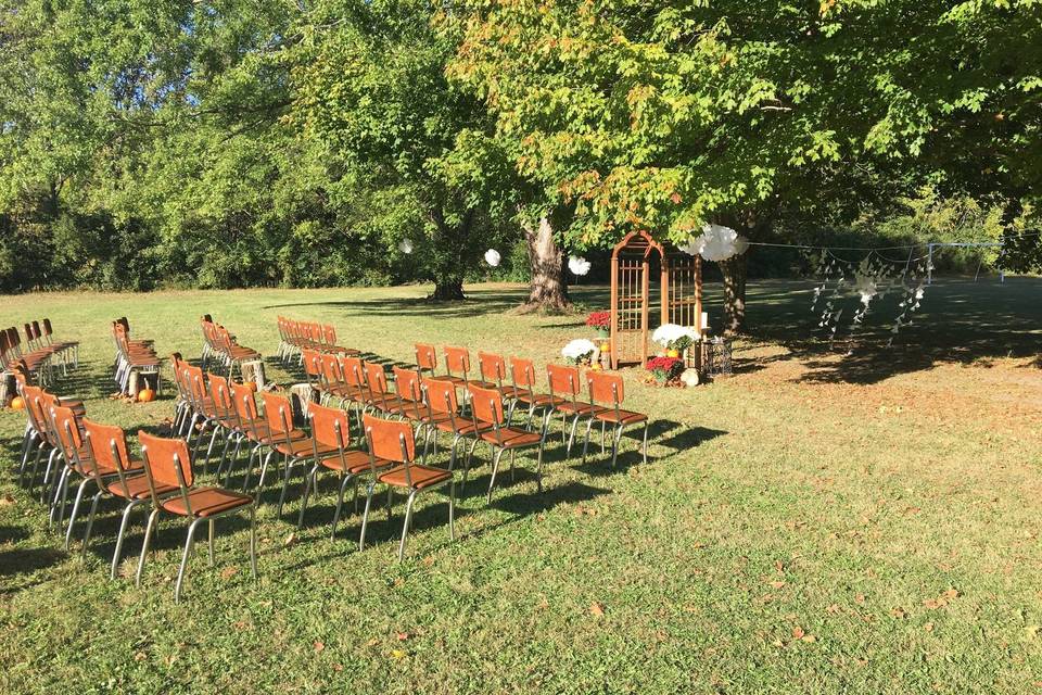 Ceremony setting