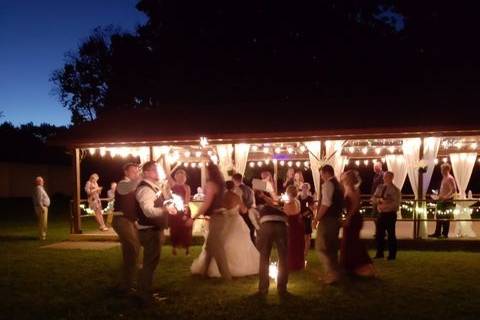 Dayton Outdoor Weddings