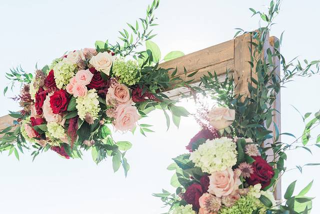 Wedding arbor decoraions