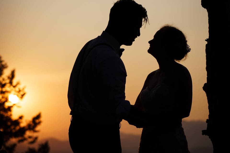 Couple sunset silhouette