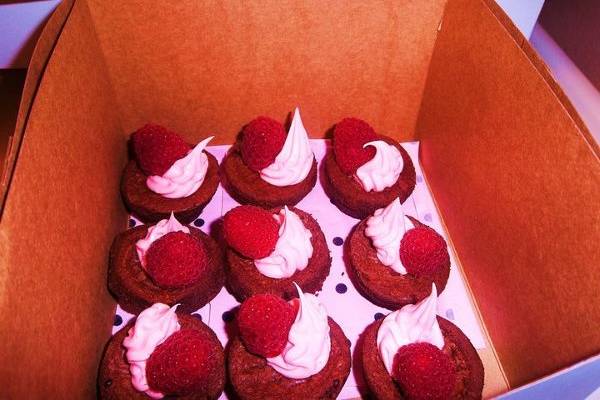 Cupcakes with strawberry on top