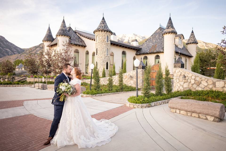 Wadley Farms Castle Wedding