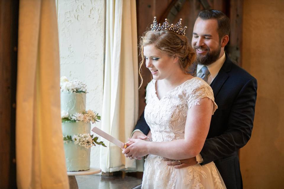 Wadley Farms Cake Cutting