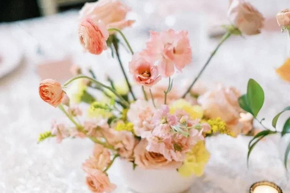 Summer wedding centerpiece