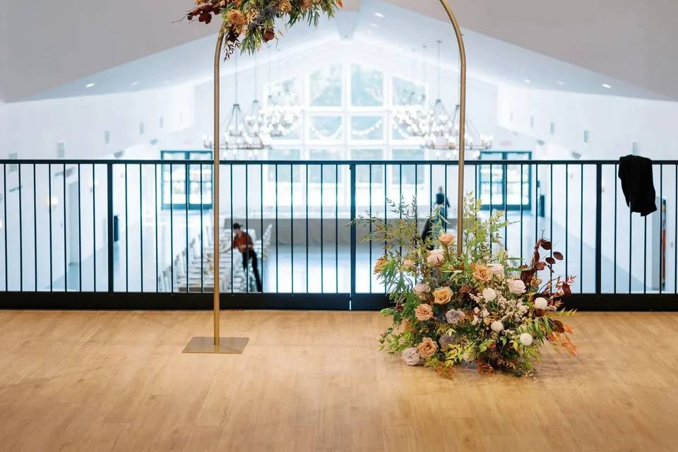 Ceremony arch, The Eloise