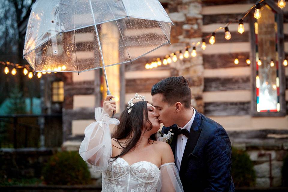 A kiss in the rain