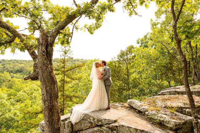 Lost Hill Lake Weddings