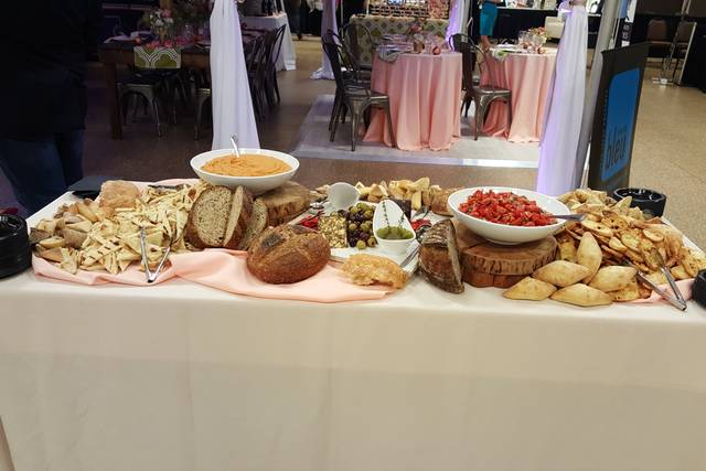 Artisan bread display