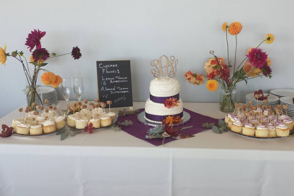 These two brides wanted more cupcakes than cake. I was happy to oblige. Cake is gluten free chocolate with cream cheese frosting.