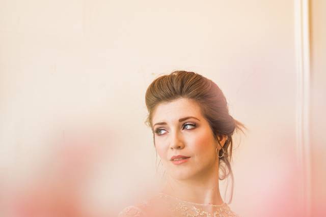 Elana Darrus Makeup & Hair