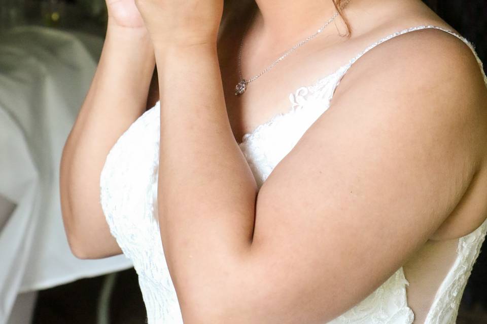 Elana Darrus Makeup & Hair