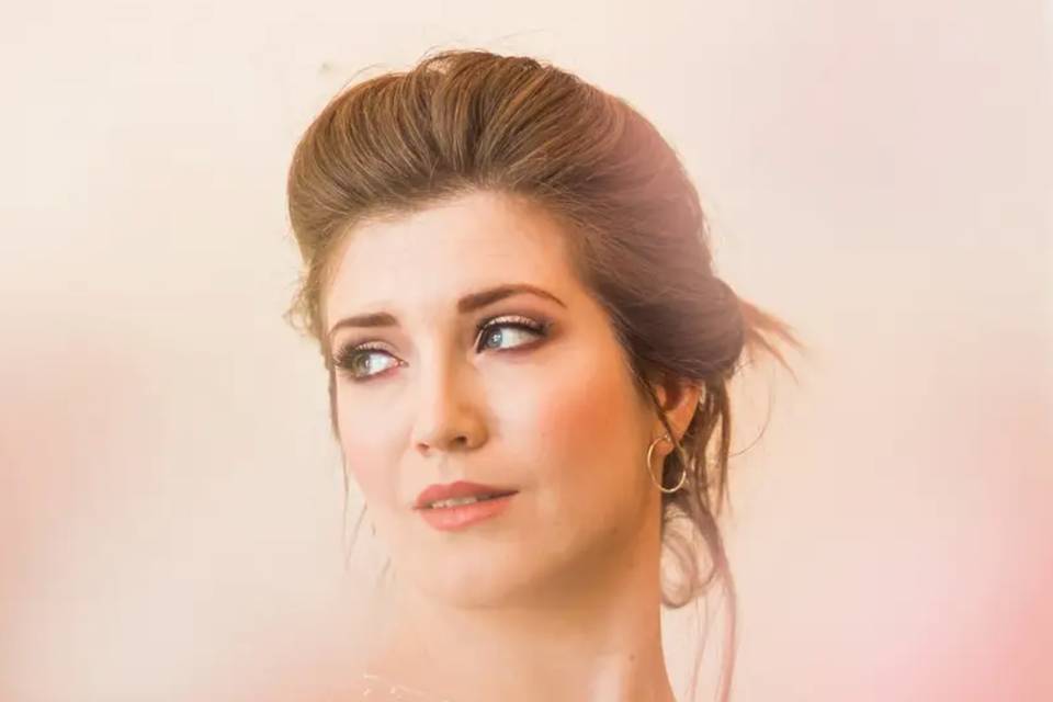 Elana Darrus Makeup & Hair