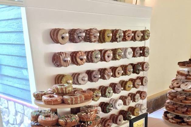 Donut Table Display