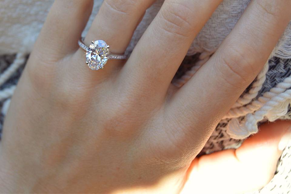 Oval-cut-diamond-solitaire-engagement-ring-by-Ascot-Diamonds