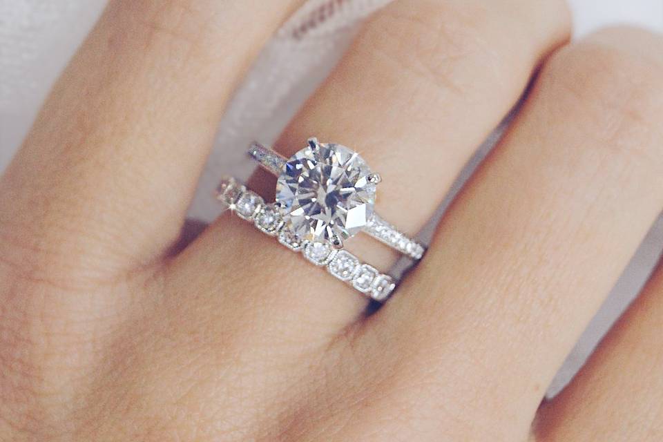 Solitaire diamond and band
