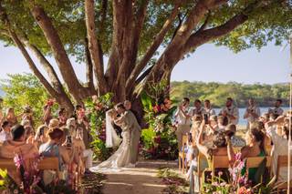 Amore Paraiso Weddings