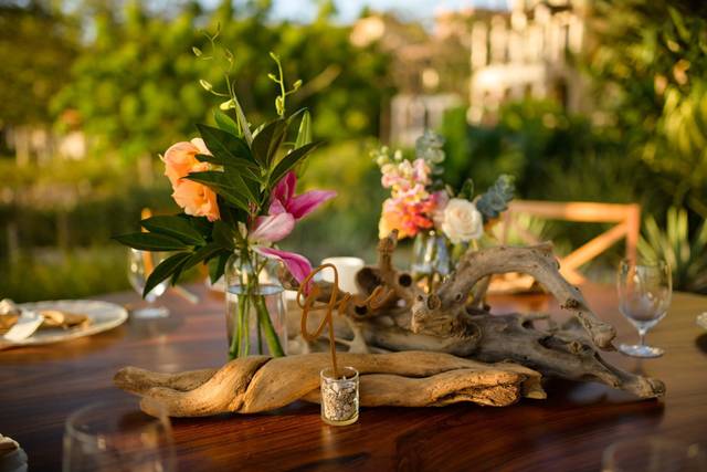 Amore Paraiso Weddings