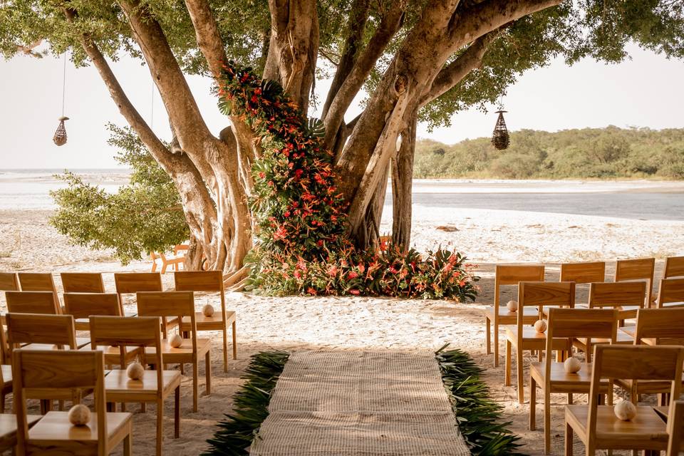 Costa rica destination wedding